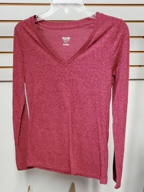 Mossimo Supply Co. Women's Long-Sleeve V-Neck Top - Heather Red